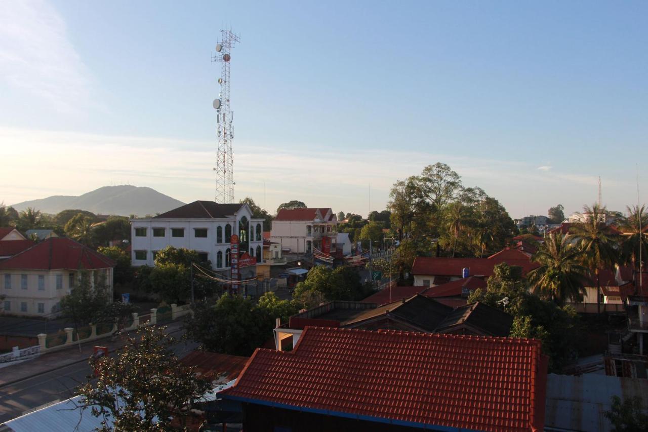 Pama Hotel Kampong Chhnang Luaran gambar