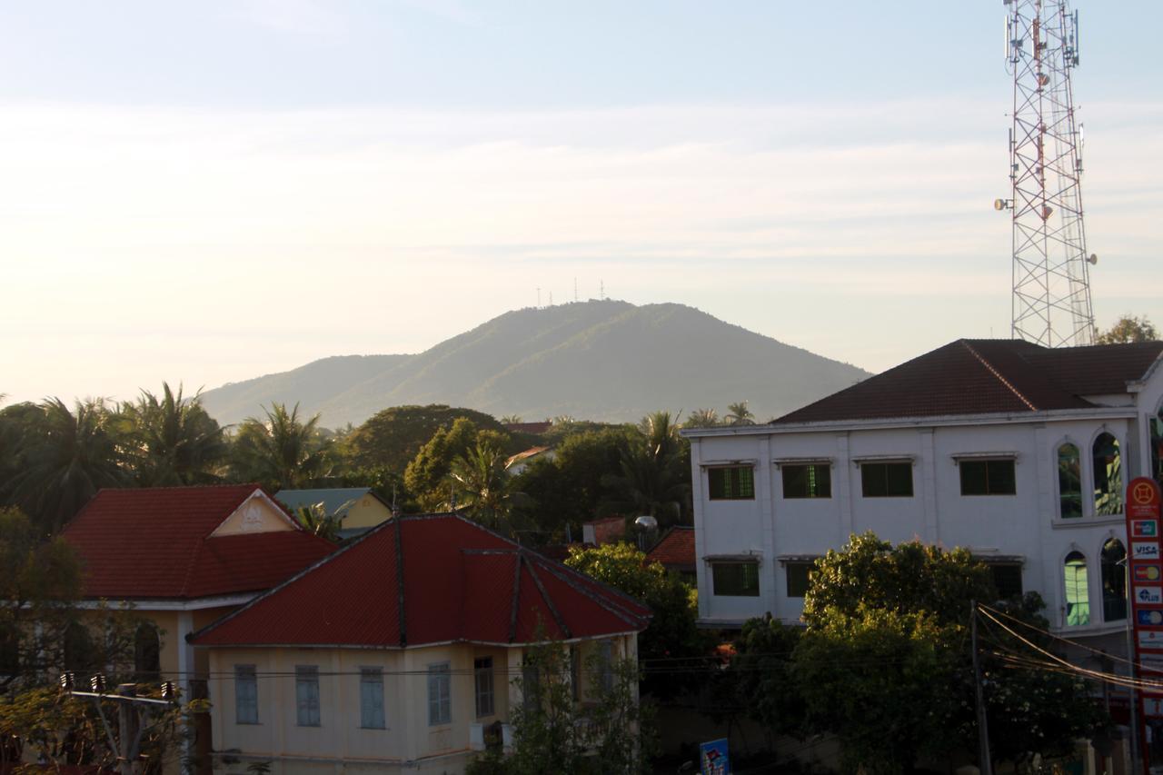Pama Hotel Kampong Chhnang Luaran gambar